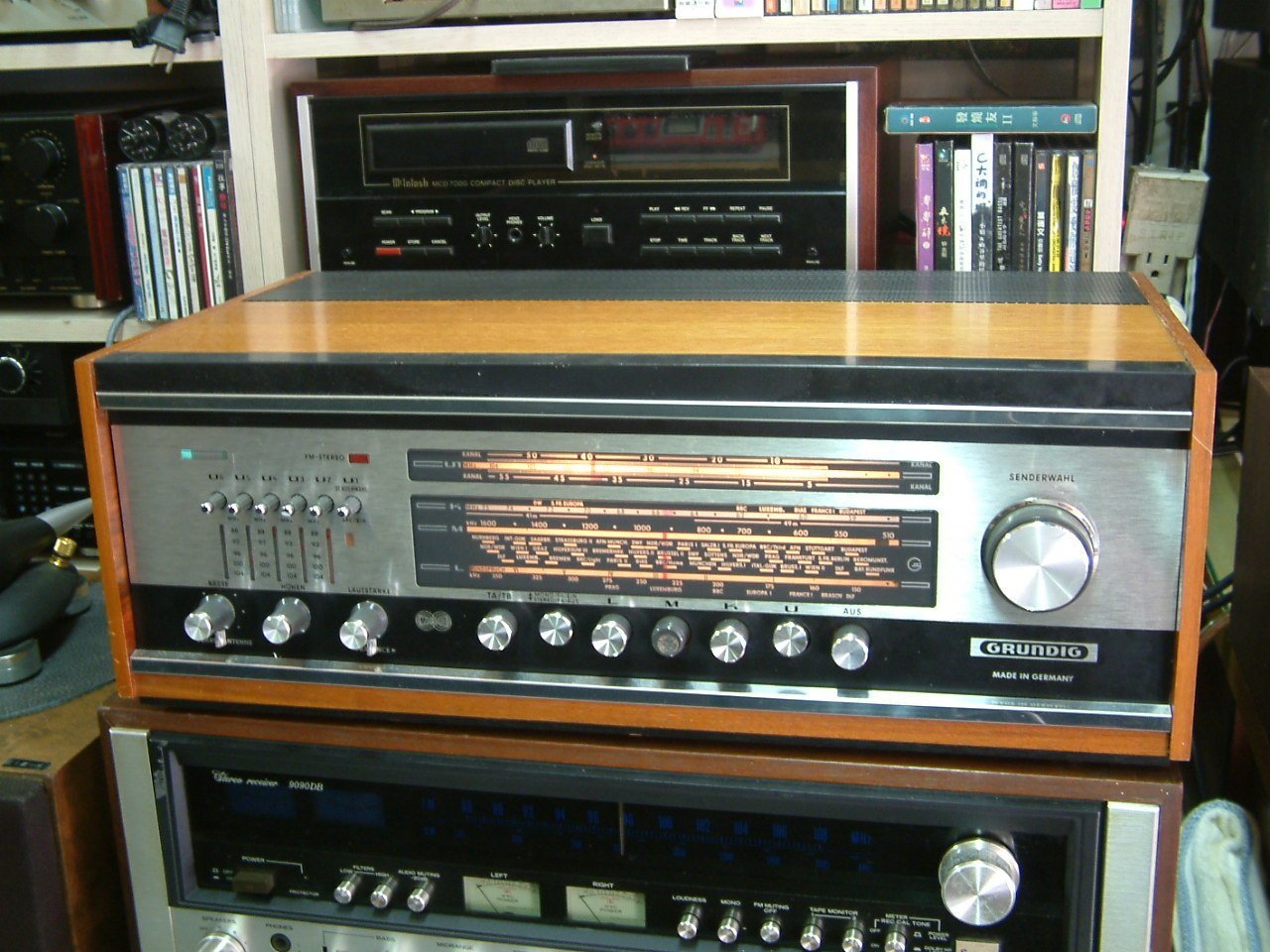 德國 GRUNDIG 3000 古董木箱 真空管收音擴大機